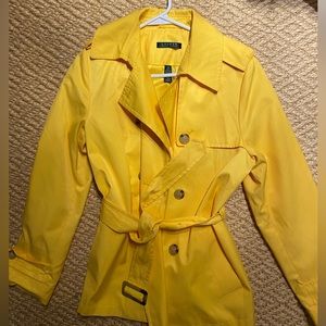 LAUREN BY RALPH LAUREN RAINCOAT. Size PETITE MEDIUM. Condition LIKE NEW!